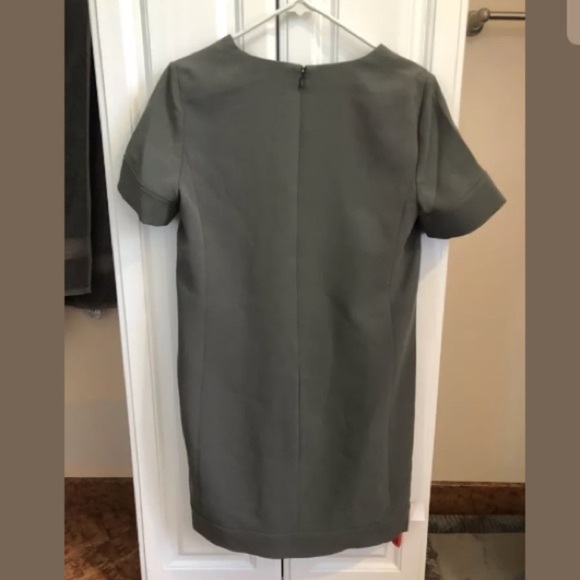 Theory Women's V-neck Crepe Banded Shift Dress NWT - Picture 3 of 6